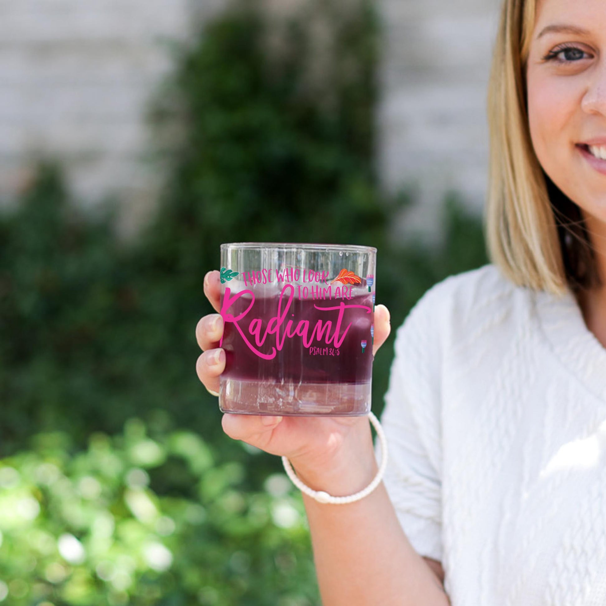 11oz Bourbon Glass-Radiant Hope Those Who Look To Him -2