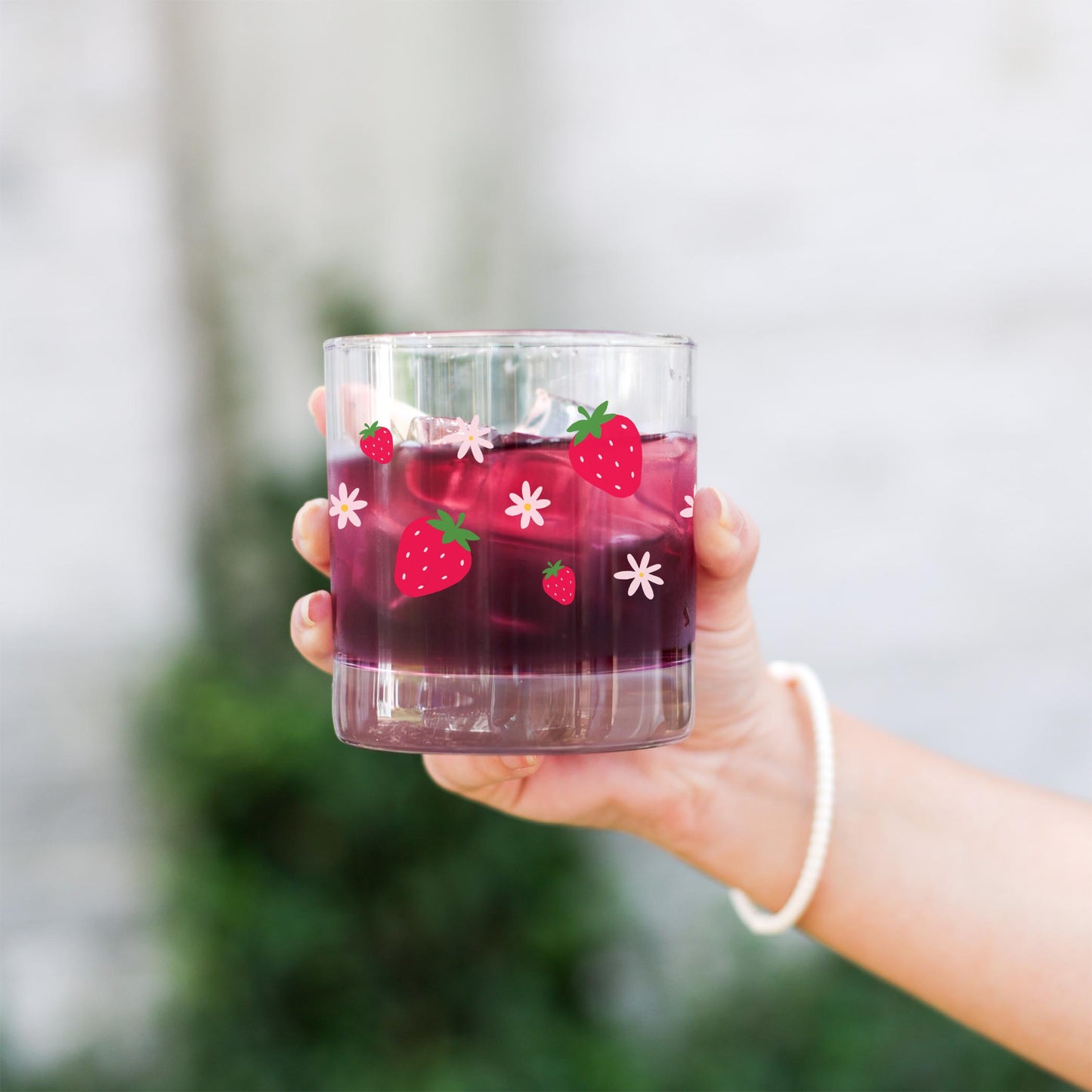 11oz Bourbon Glass-Strawberry Parlor -3
