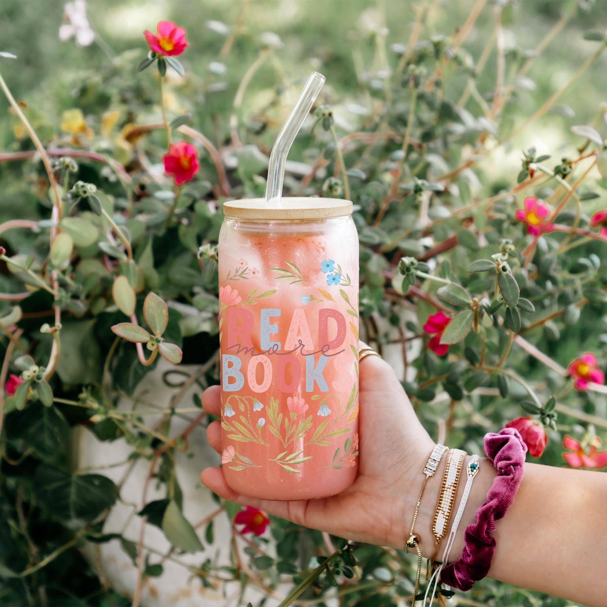 16oz Cold Brew Glass-Pretty Little Chapters Read More Books -4