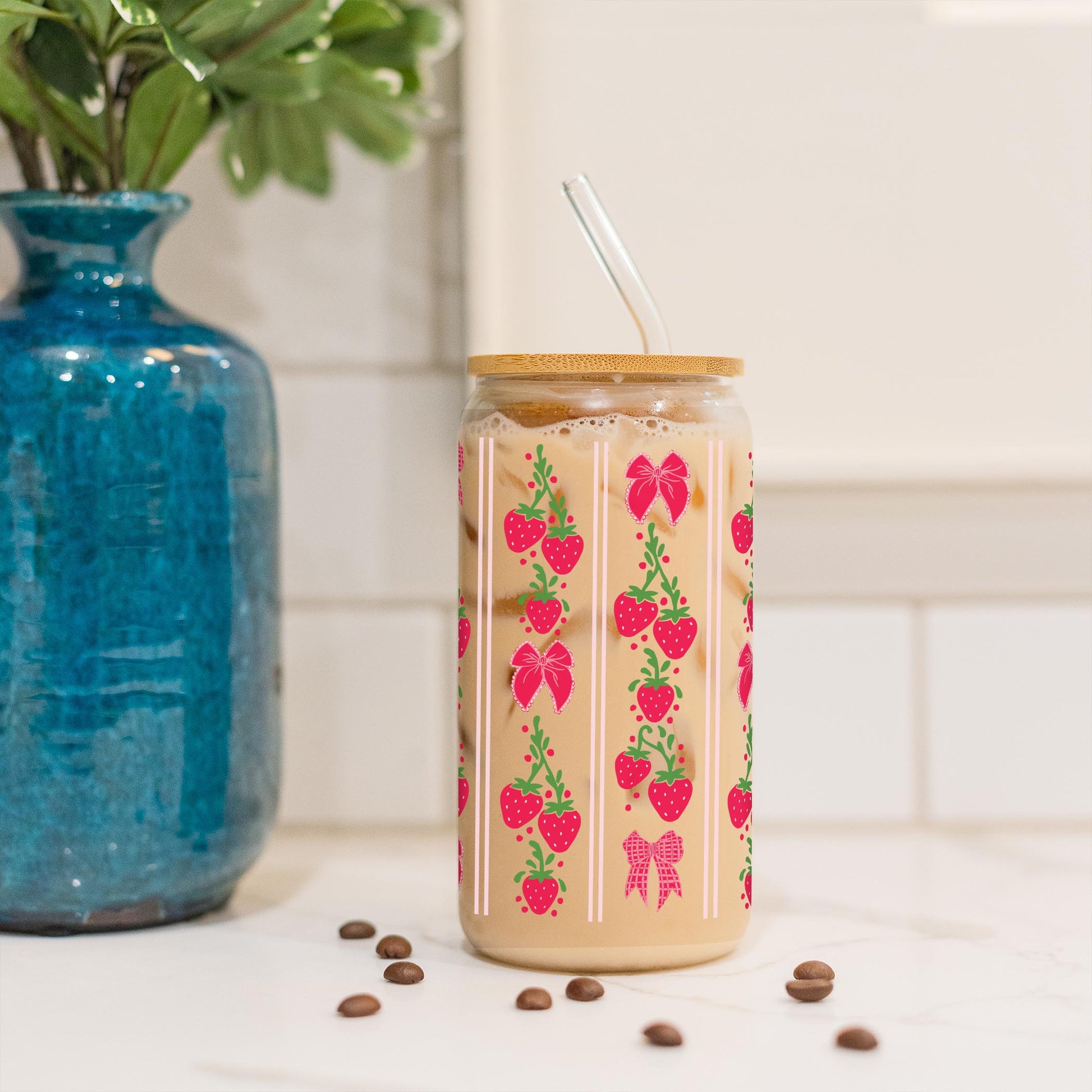 16oz Cold Brew Glass-Strawberry Parlor -3