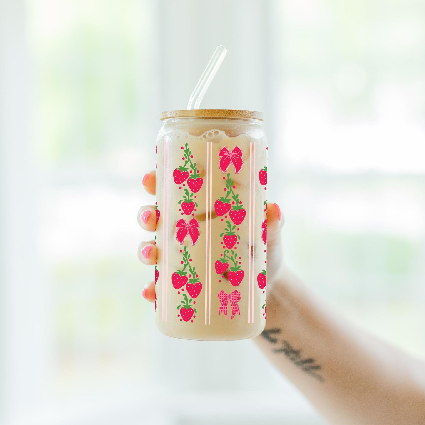 16oz Cold Brew Glass-Strawberry Parlor -7