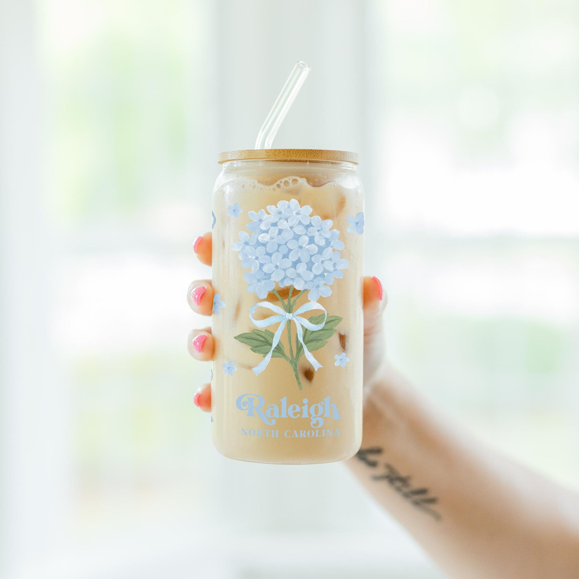 16oz Cold Brew Glass-Love+Local Hydrangea Cottage -4