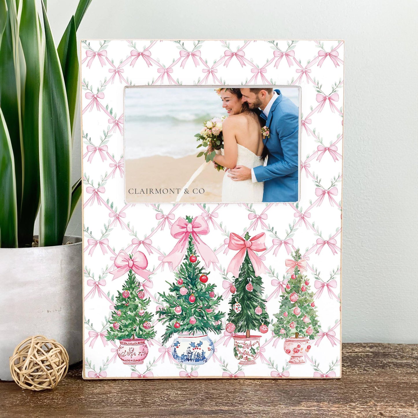 Lily Frame Vertical-Blush & Baubles - A Grand Millennial Christmas -2
