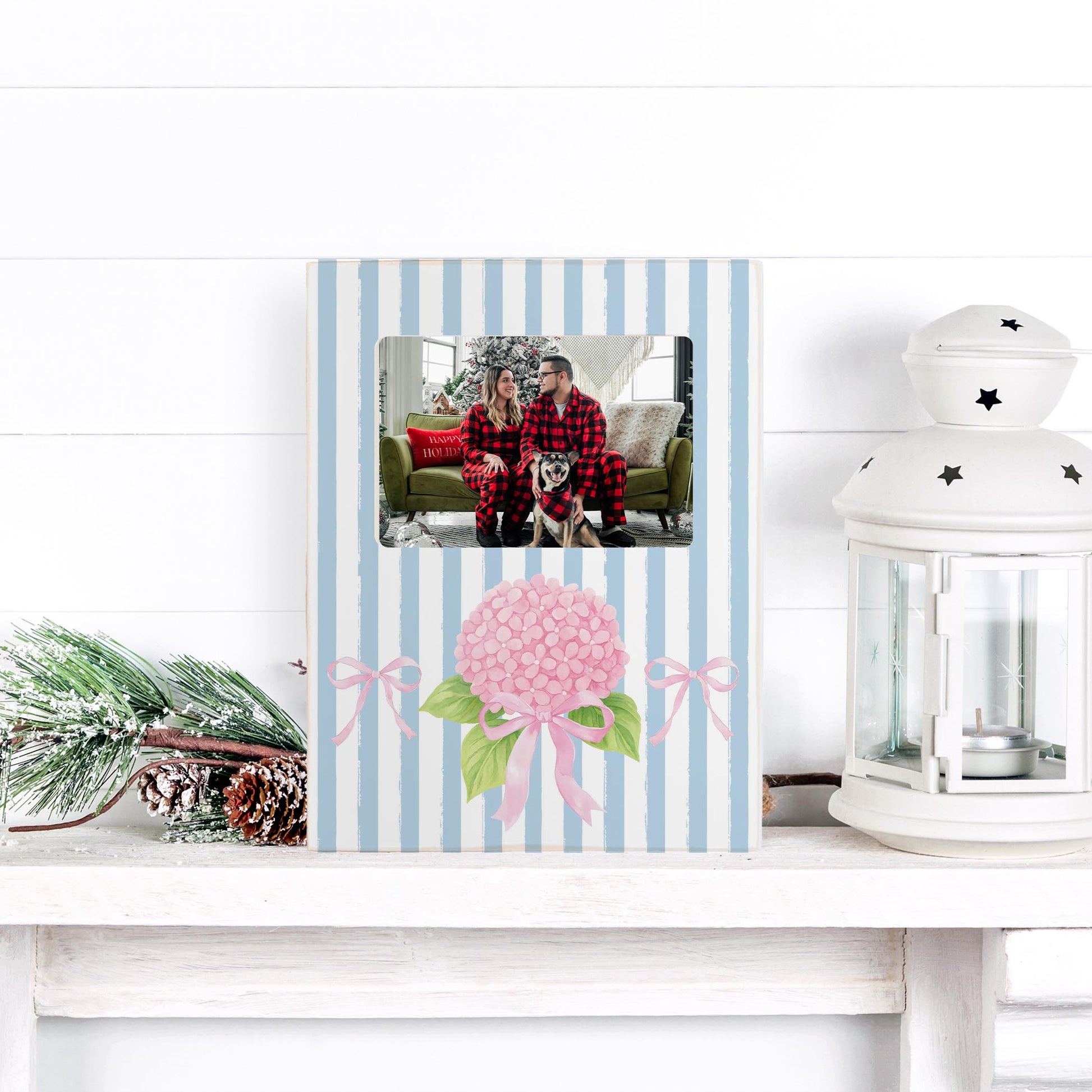 Lily Frame Vertical-Hydrangea Cottage -3