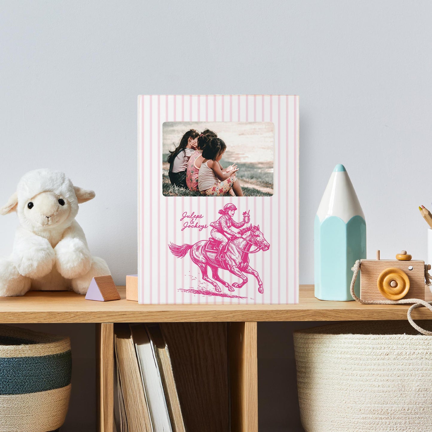 Lily Frame Vertical-Derby -4