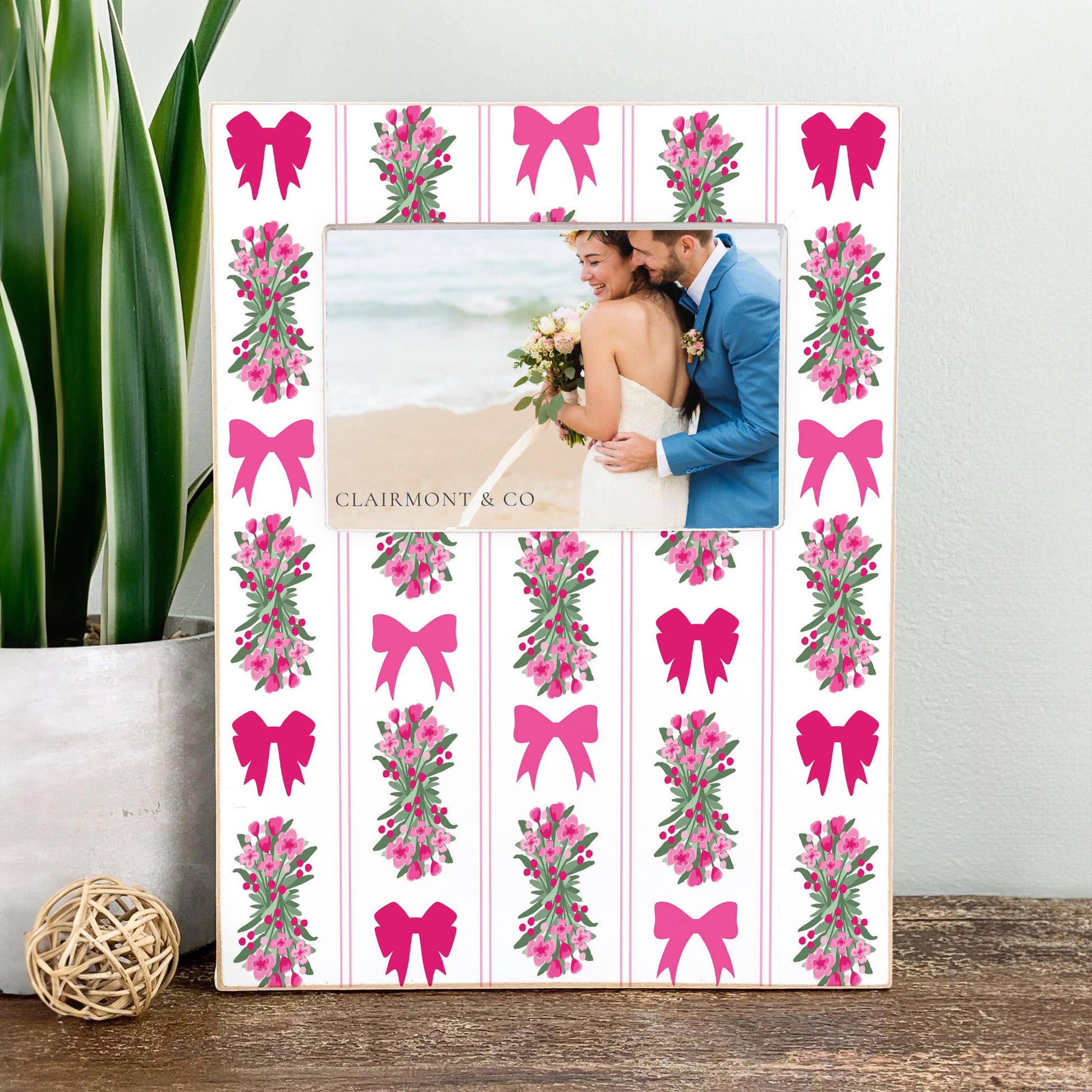 Lily Frame Vertical-Bonita Bows -2