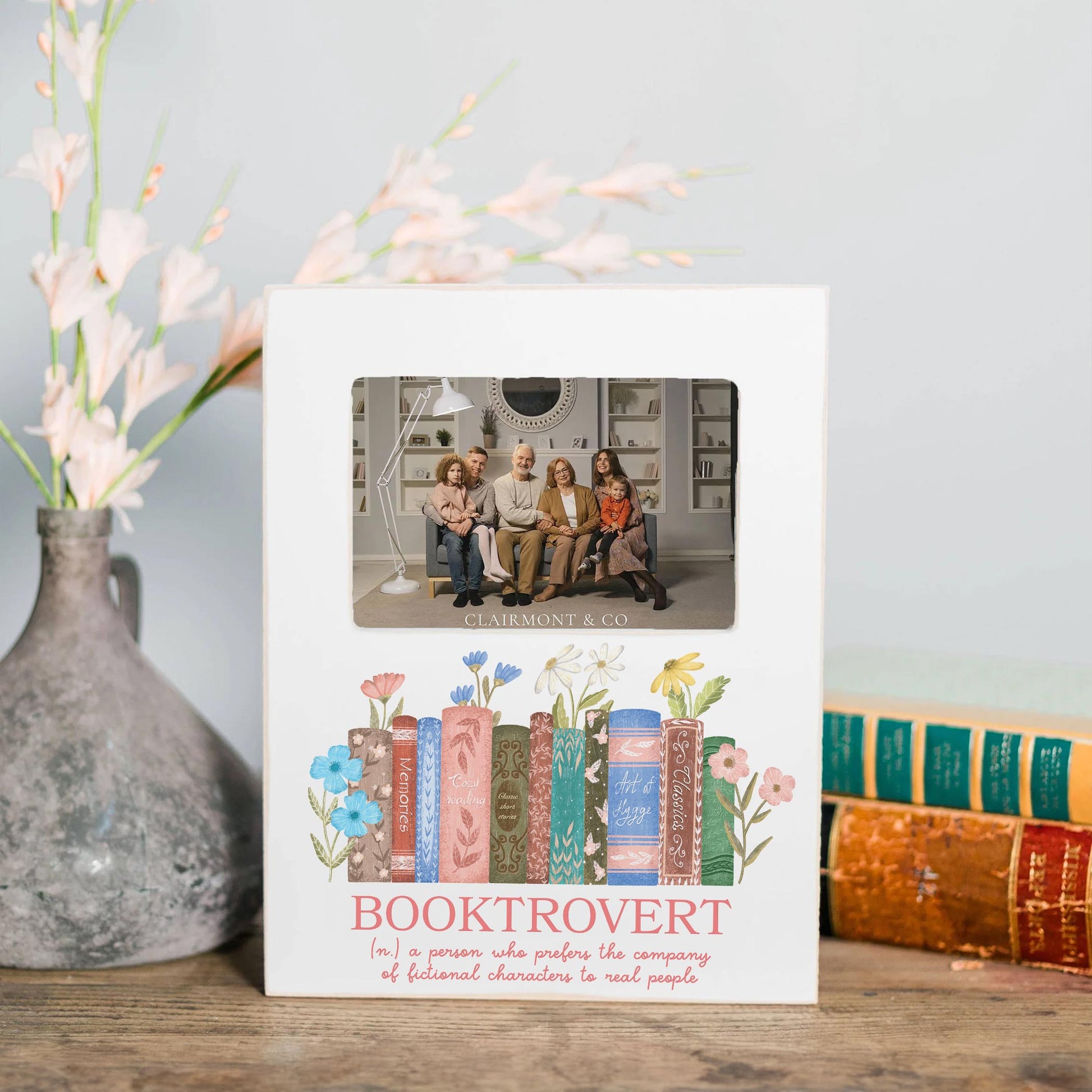 Lily Frame Vertical-Pretty Little Chapters Booktrovert Definition -1