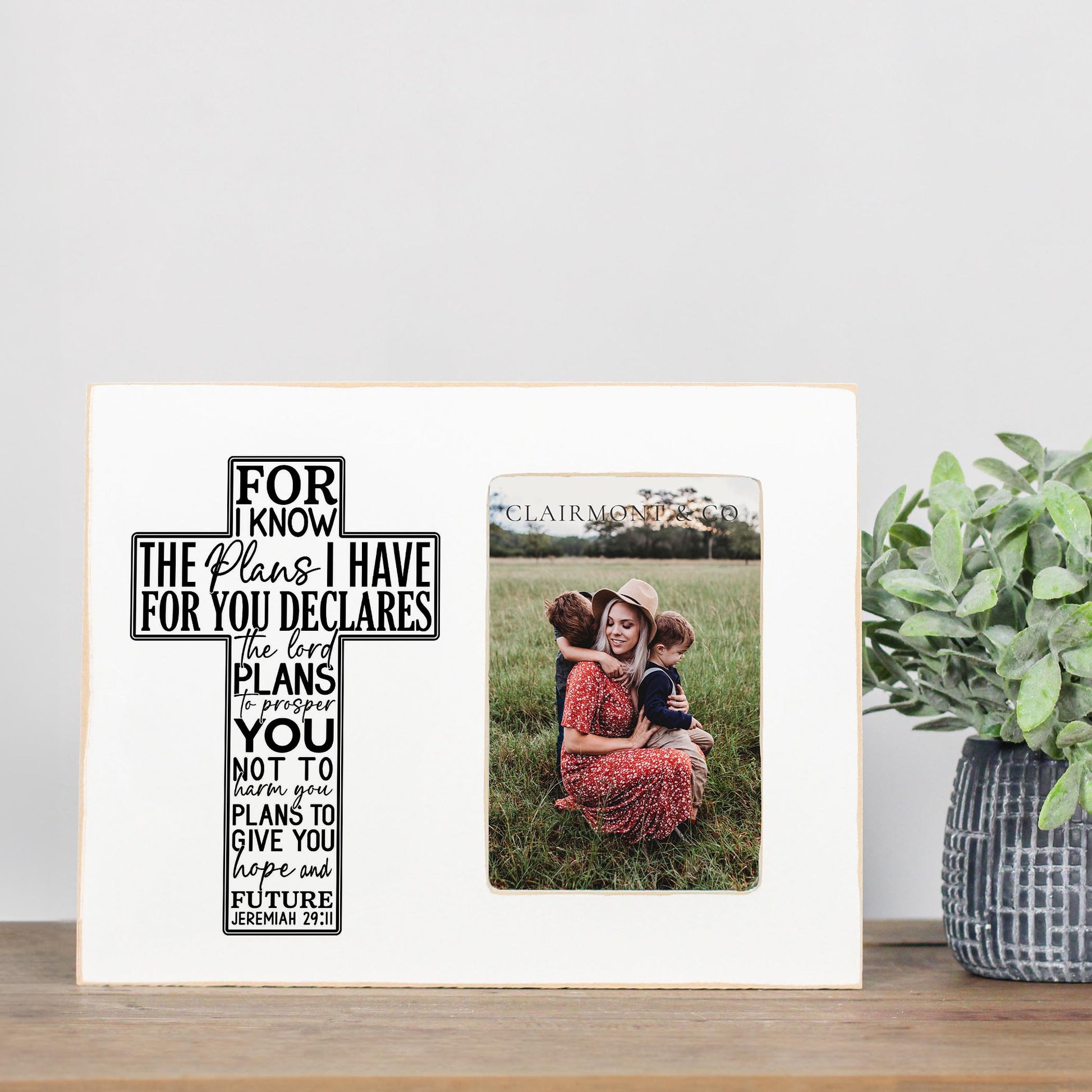 Lily Frame Horizontal-For I Know The Plans Cross -2