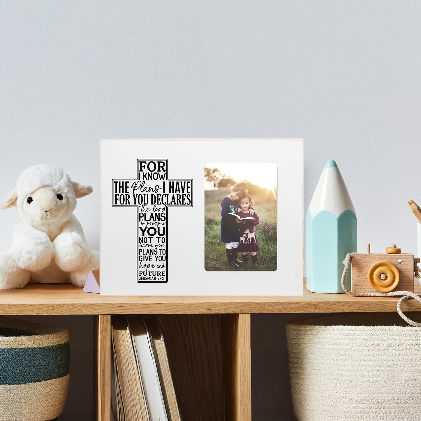 Lily Frame Horizontal-For I Know The Plans Cross -4