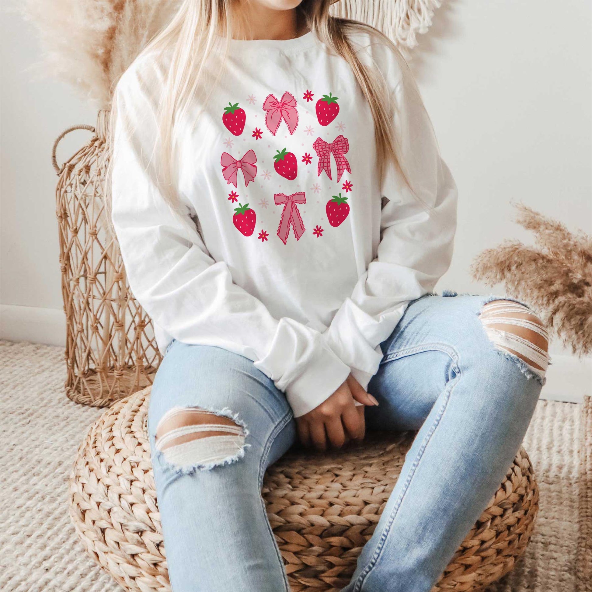 Long Sleeve T-Shirt White-Strawberry Parlor -1