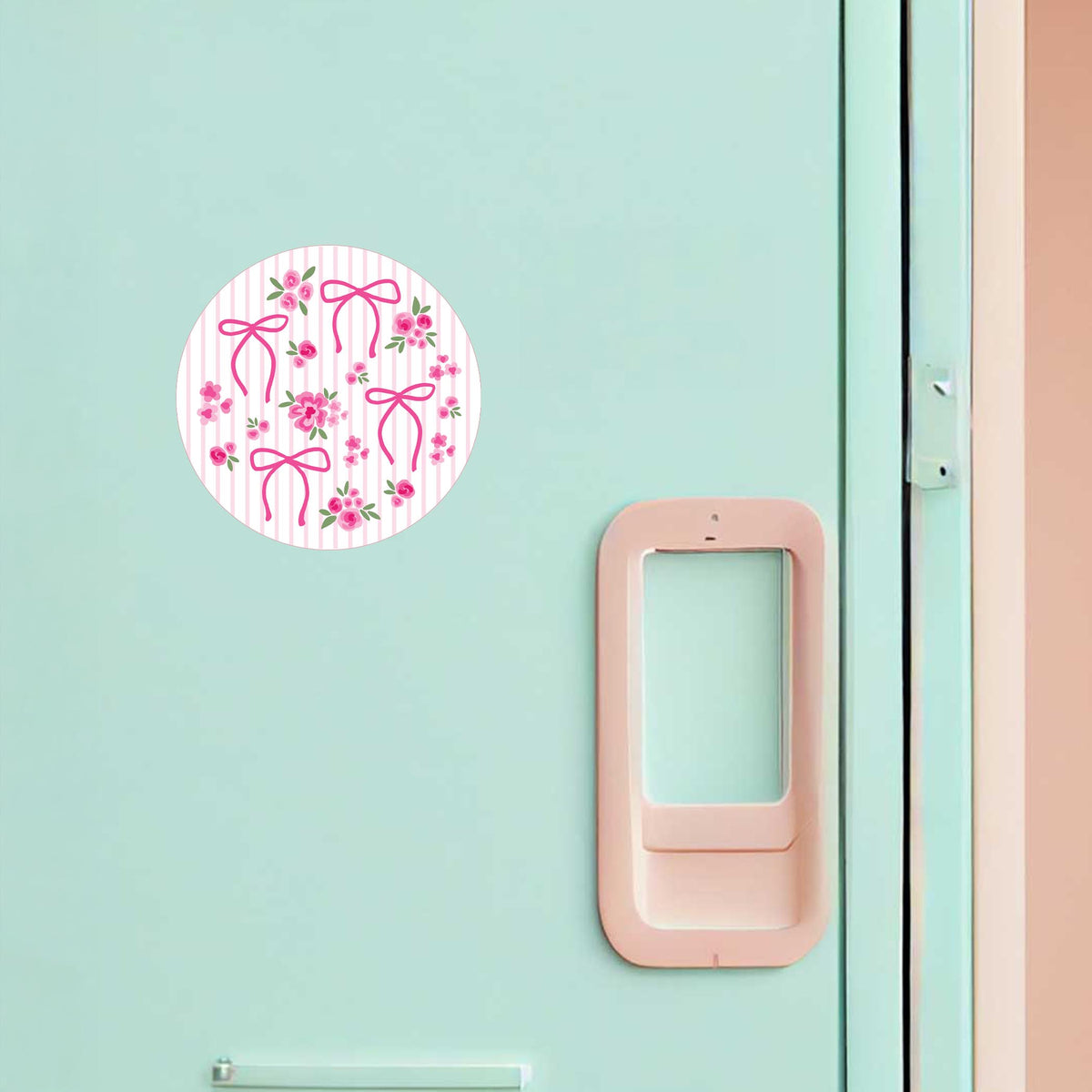 Vinyl Magnet-All Things Lovely -1
