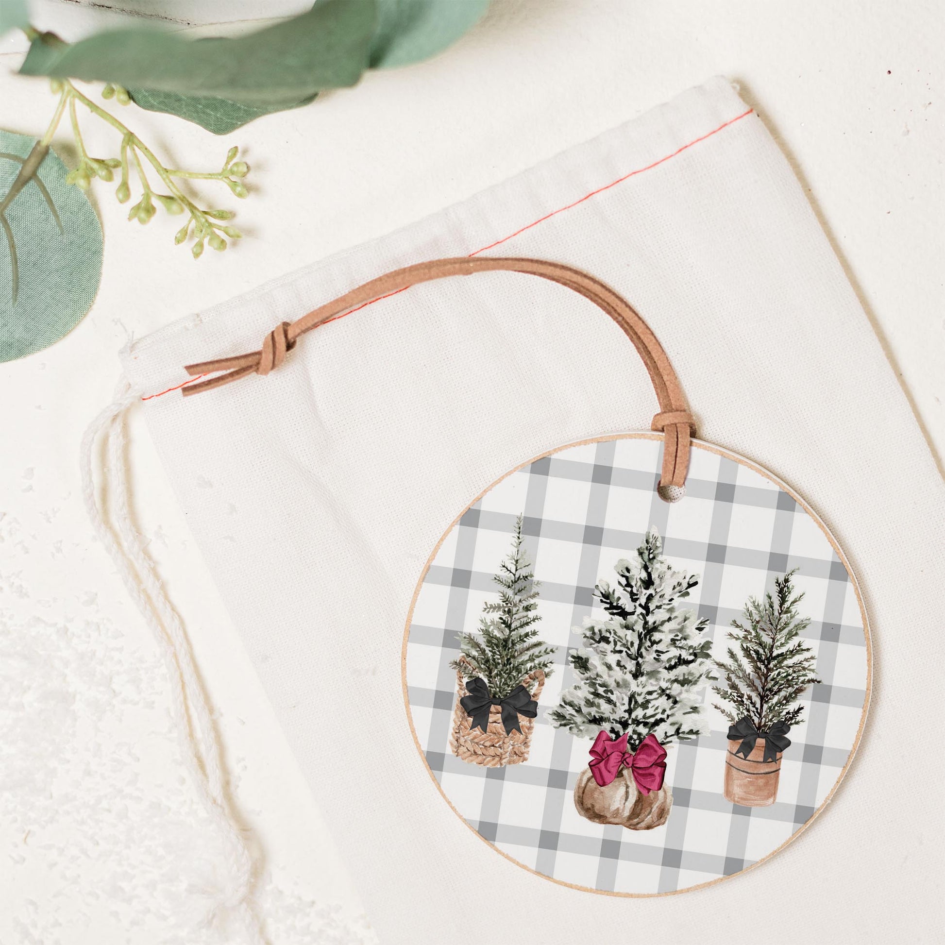 4" Round Ornament-Bows and Baubles -1