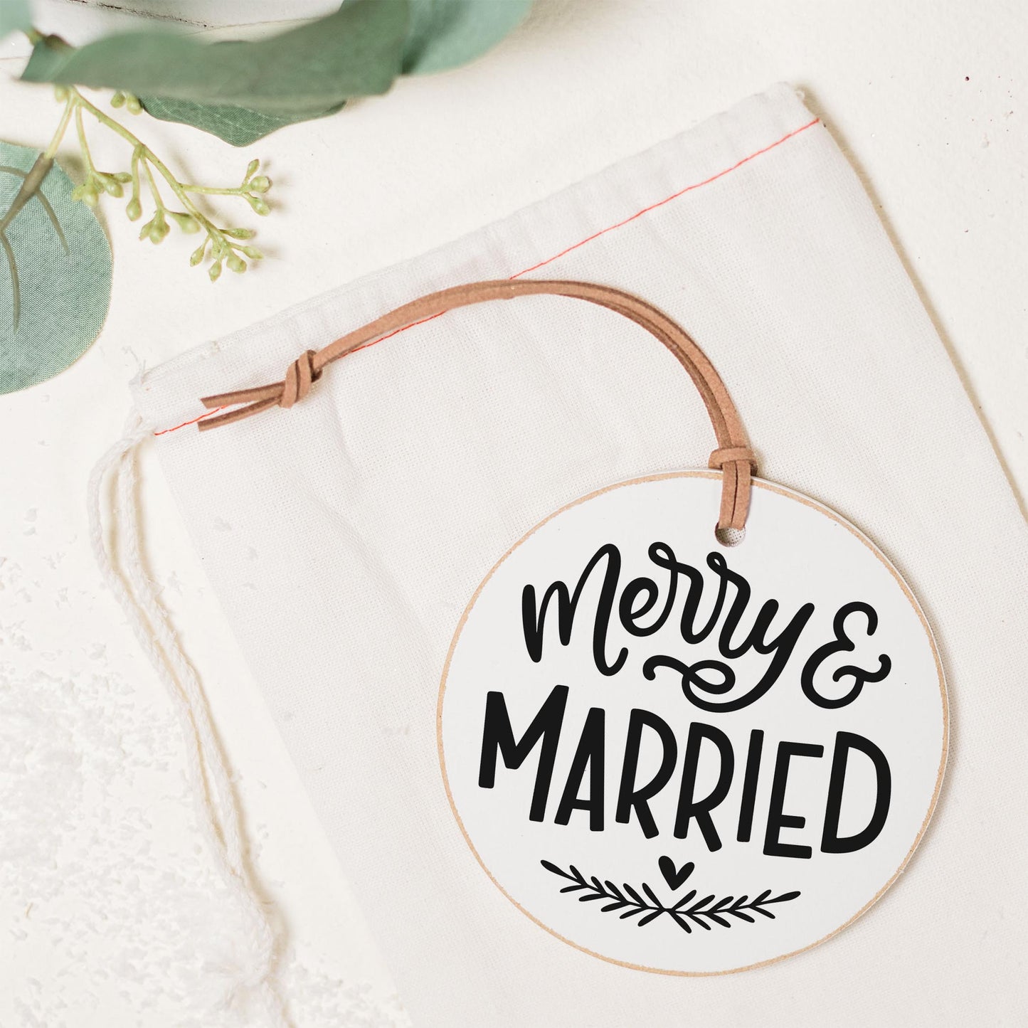 4" Round Ornament-Merry & Married