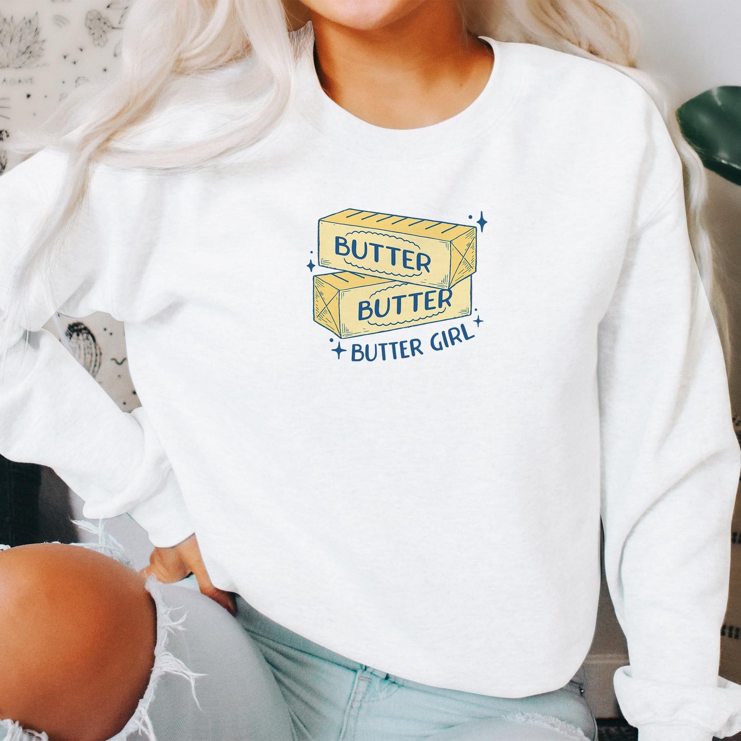 Gildan Sweatshirt White-Butter Girl -2