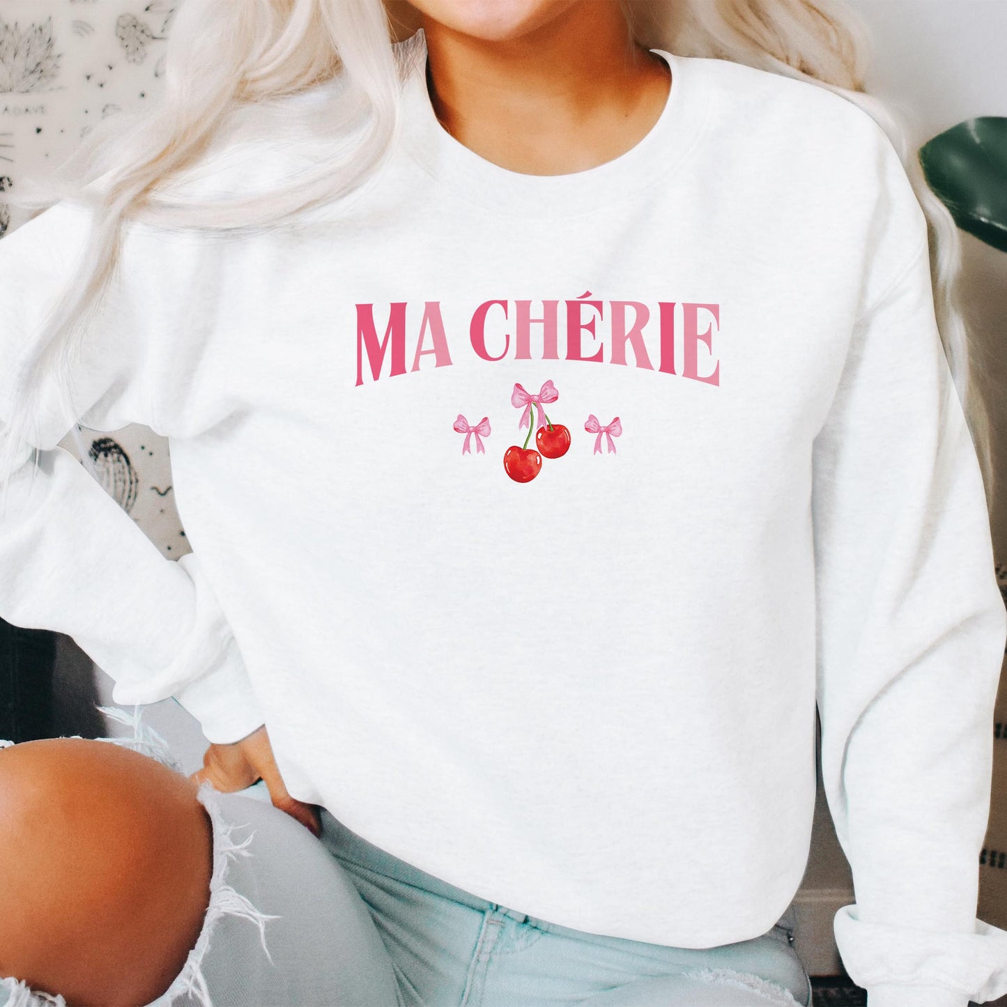 Gildan Sweatshirt White-Ma Chérie