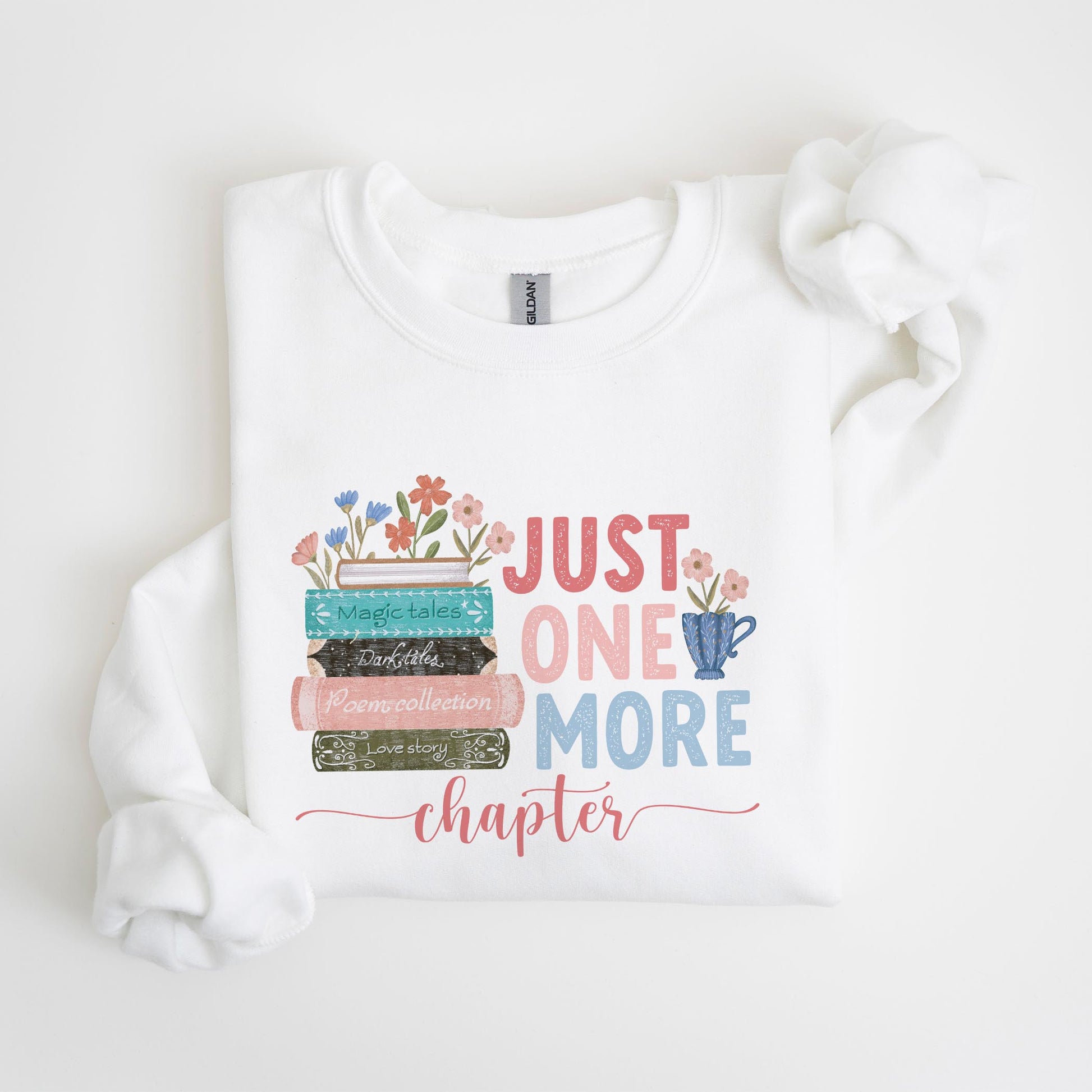 Gildan Sweatshirt White-Pretty Little Chapters Just One More Chapter -4
