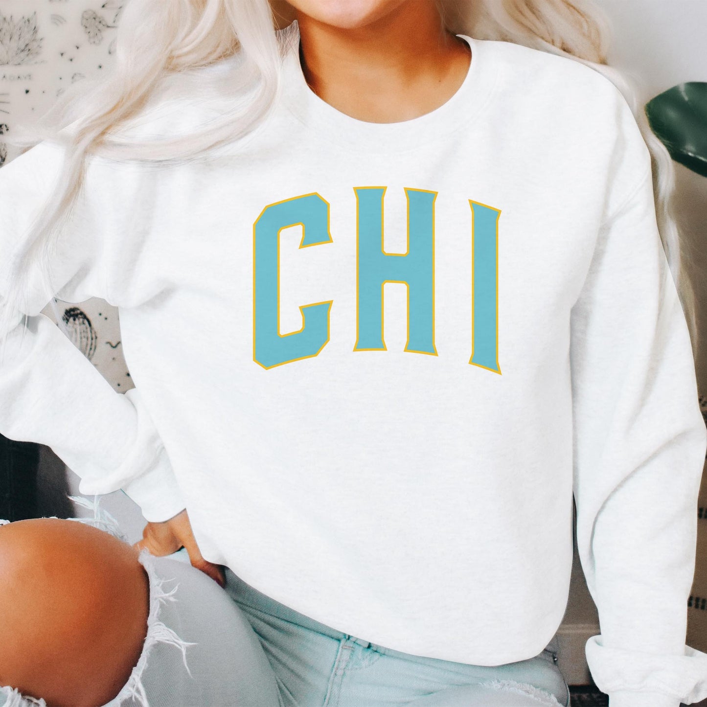 Gildan Sweatshirt White-Blue CHI Chicago