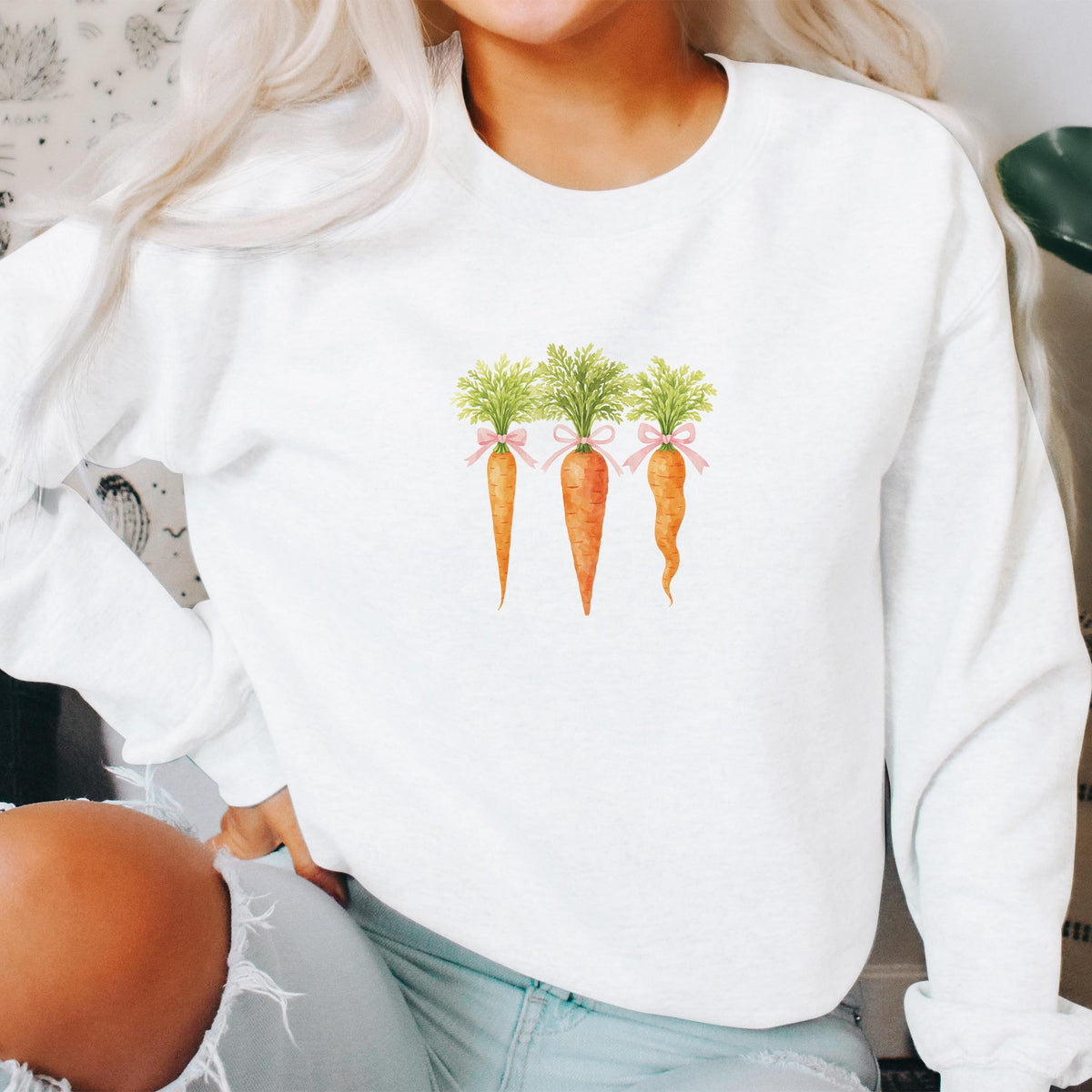 Gildan Sweatshirt White-Cottage Easter -2