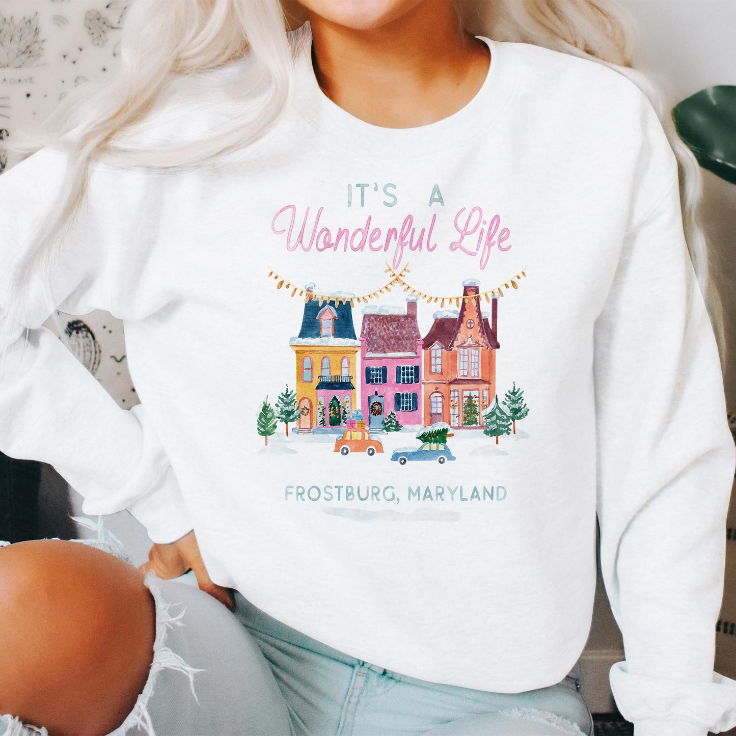 Gildan Sweatshirt White-It's A Wonderful Life