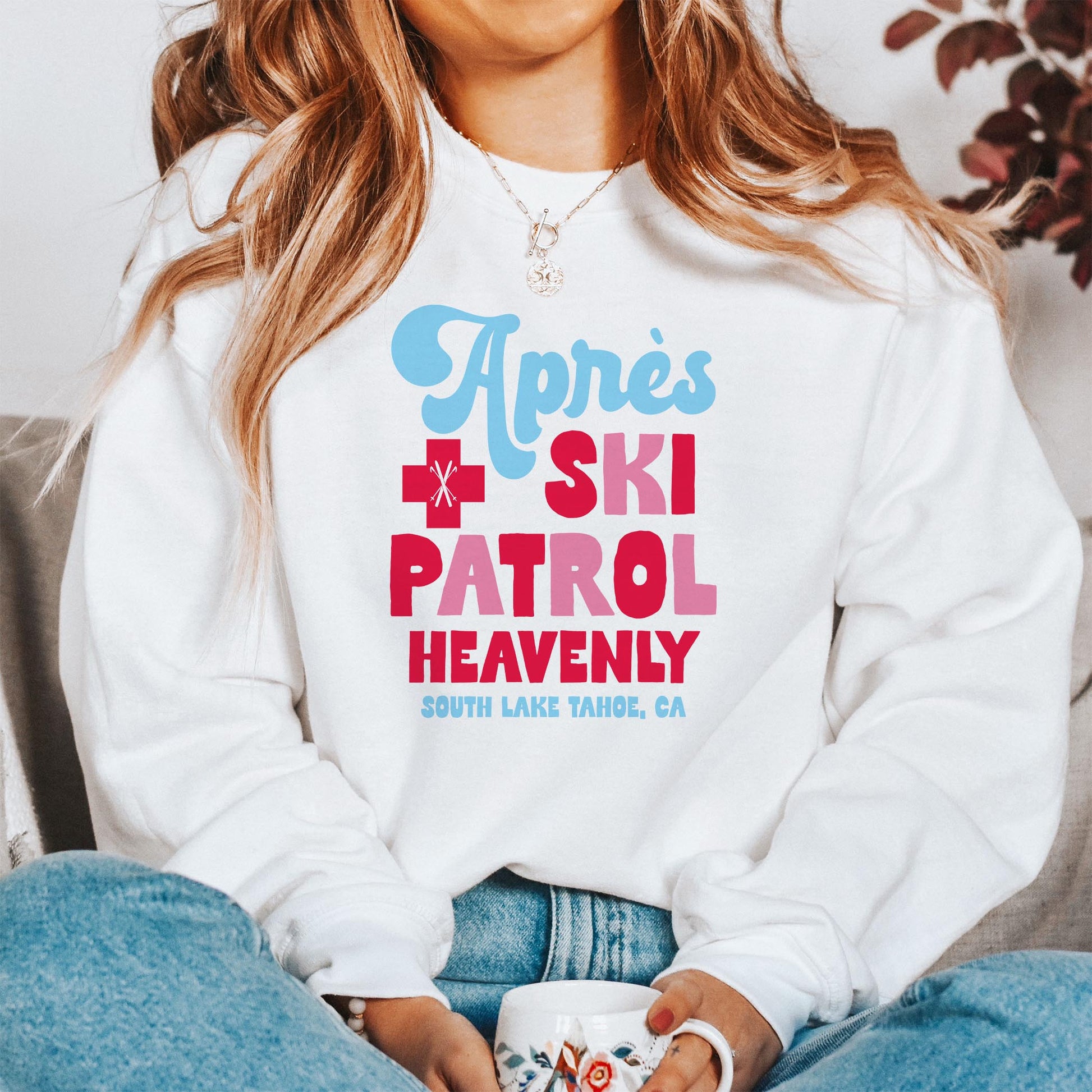 Gildan Sweatshirt White-Love+Local Après Ski Patrol -1