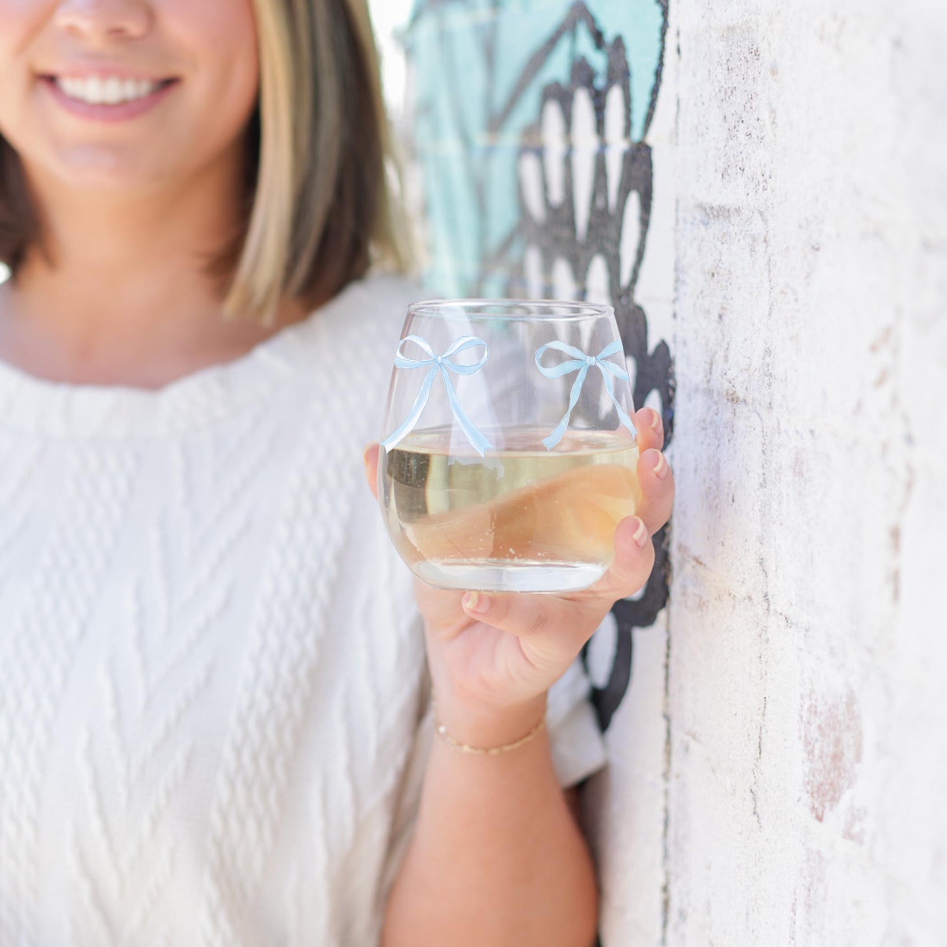 15oz Stemless Wine Glass-Hydrangea Cottage -3