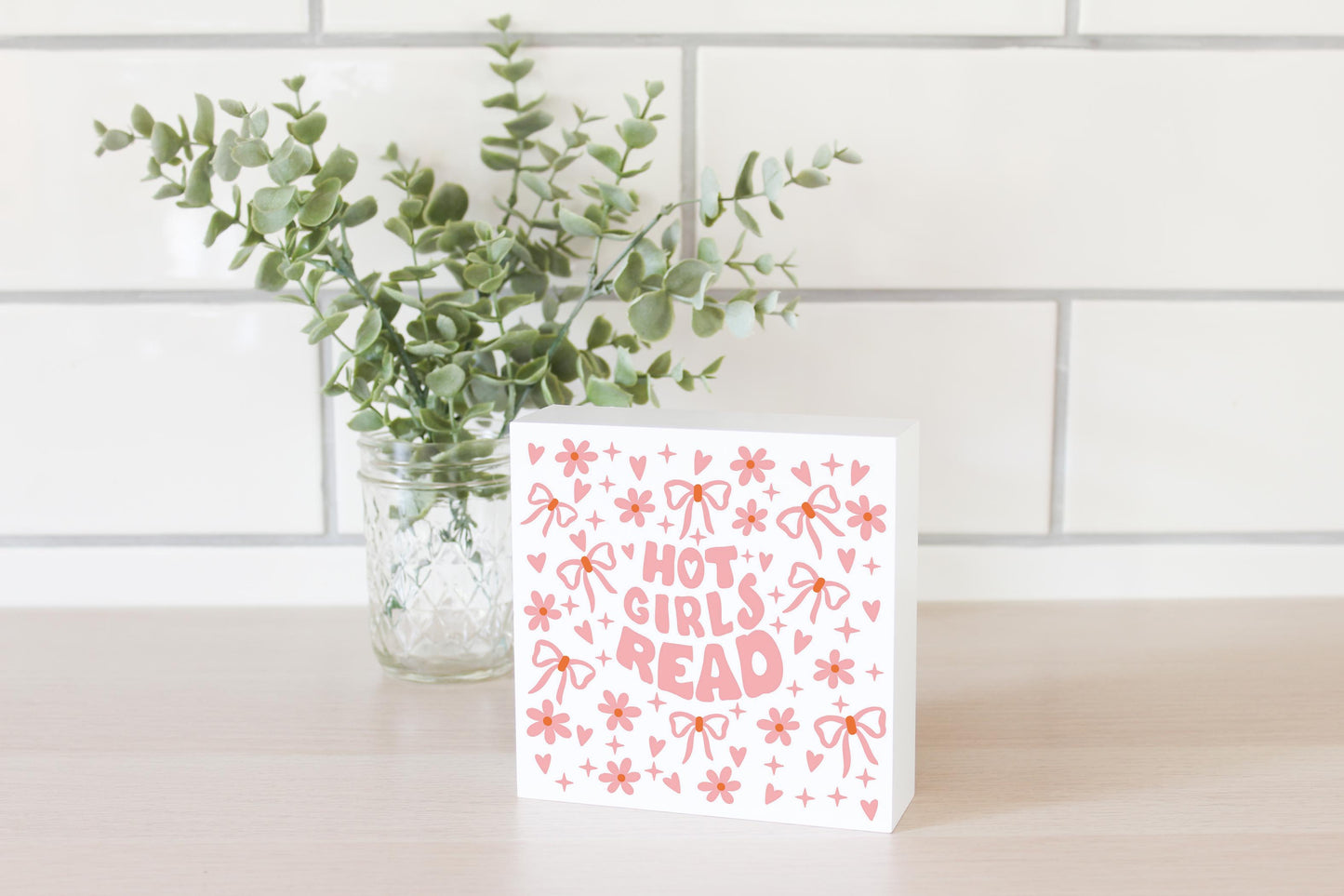 5x5 Wood Block-Hot Girls Read -2